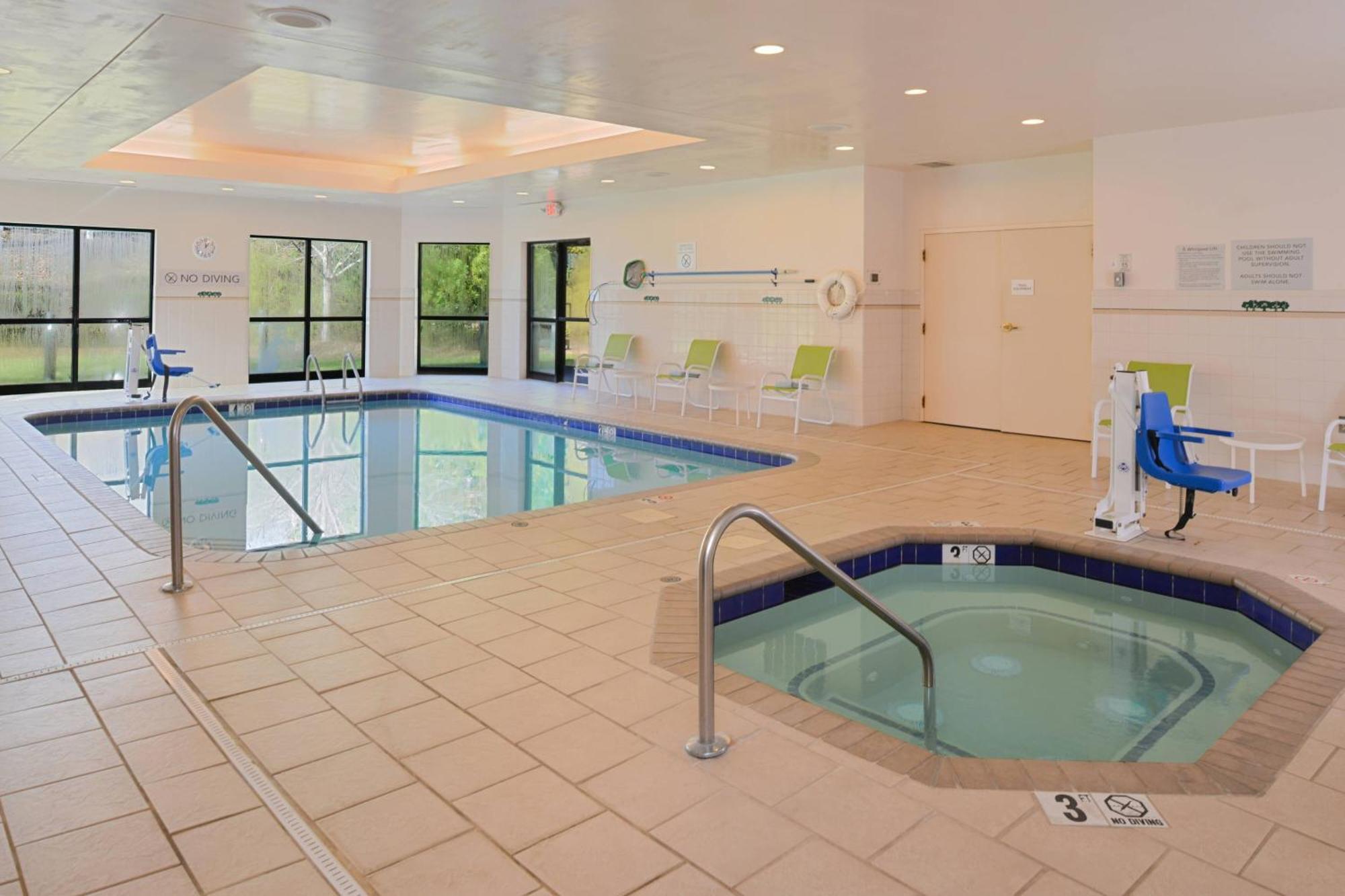 Courtyard By Marriott Charlotte Gastonia Exterior foto